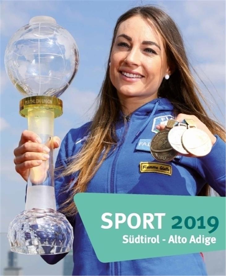 Das neue Südtiroler Sportjahrbuch mit Dorothea Wierer auf dem Titelbild
