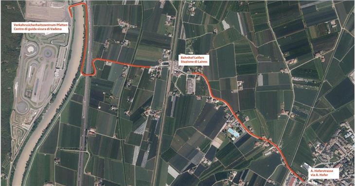 Leifers erhält eine funktionstüchtige Anbindung an den Etschradweg: Der Trassenverlauf bleibt gegenüber dem ursprünglichen Projekt unverändert. (Foto: LPA/Ressort Raumentwicklung)