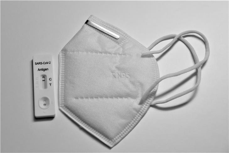 In Gemeinden mit südafrikanischer Corona-Variante: Schnelltests zwar nicht mehr Pflicht, aber weiterhin angeraten und kostenlos. Und Maske dabei nicht vergessen. (Foto: unsplash.com)