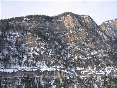 Am 17. Oktober beginnen weitere Sicherungsarbeiten für die Straße auf den Mendelpass (FOTO:LPA)
