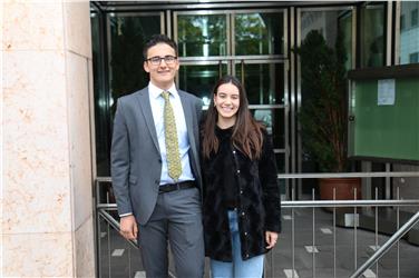 Die neue Vorsitzende, Jasmine Rouimi (r.), und der stellvertretende Vorsitzende Max Ebensperger (l.). Foto: LPA/me