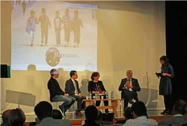 Runder Tisch zur Migration (FOTO: Angelika Schrott - www.provinz.bz.it/news)