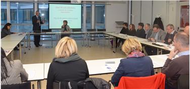 Die Landesarbeitskommission hat sich heute mit dem Projekt Jobcoaching, dem Neustart der Arbeitsbörse und der Situation der Arbeitnehmer über 50 befasst.