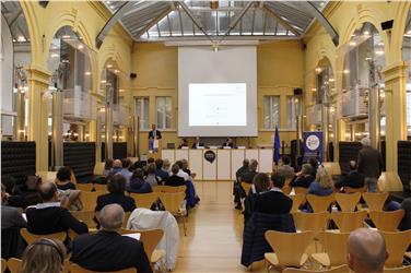 Den Startschuss für die zweite Auflage von "Europa fängt in der Gemeinde an" gab heute Landeshauptmann Kompatscher - Foto: LPA/mb