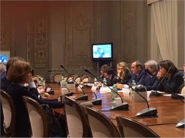 Staat-Regionen-Konferenz zum Führungskräftegesetz: Landesrätin Deeg vertritt Südtirol - Foto: LPA