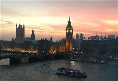 Ein Englischseminar in London zu besuchen soll mit der heute beschlossenen Förderung auch für Bürger mit tieferen Einkommen zugänglich sein. Foto: LPA/SA