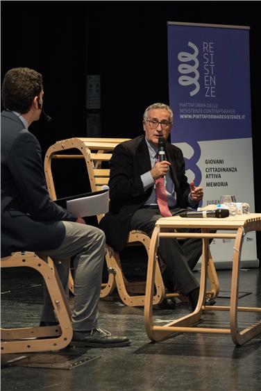 Der Nationale Antimafia-Staatsanwalt Franco Roberti zu Gast im Bozner Rainerum