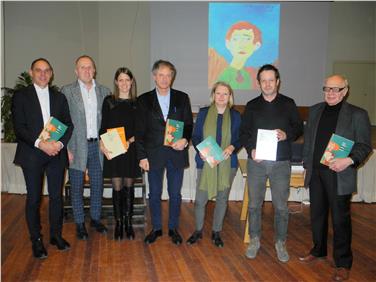 Die gestrige Vorstellung der Noflaner-Monografie in St. Ulrich - Foto: Landesmuseen