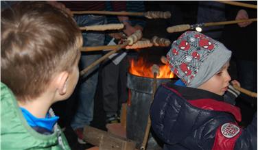 Stockpizza backen im Freien