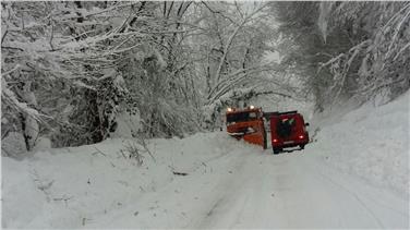 Hilfe aus Südtirol: Der erste Hilfszug der Bozner Berufsfeuerwehr ist in der Region Marken eingetroffen. Foto: LPA/Agentur für Bevölkerungsschutz/Berufsfeuerwehr/Martin Gasser