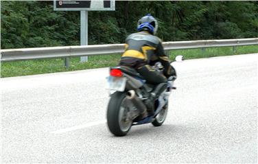 Motorradfahrer sensibilisieren: Kampagne "No credit" geht weiter
