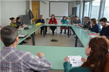 Landesrätin Martha Stocker hat mit der Arbeitsgruppe "Wohnen" die Unterbringung von Asylanten thematisiert - Foto: LPA/Anne Savio