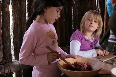 Für Kinder, die mehr wissen wollen: "Jause mit Ötzi" am 10. März im Archäologiemuseum