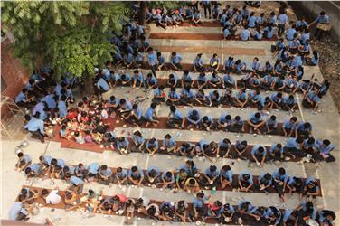 Ein Schülerheim für Exiltibeter in Paonta, Indien - es wurde mit Mitteln des Landes Südtirol errichtet. Foto:LPA