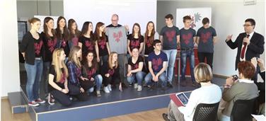 Ab morgen werden sich Jugendliche aus Tirol, Südtirol und dem Trentino im Rahmen des Euregio-Jugendfestivals wieder mit Zukunftsthemen der Europaregion auseinandersetzen - Foto: EVTZ