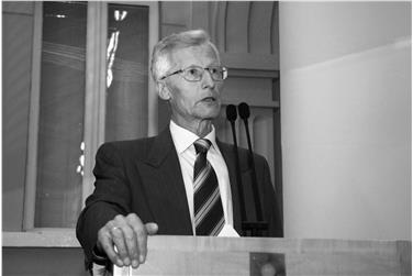 Der langjährige Generalsekretär der Landesregierung, Adolf Auckenthaler, ist verstorben - Foto: LPA