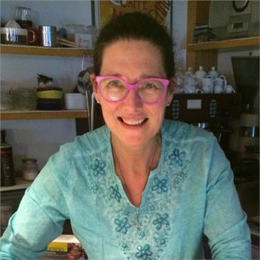 Waltraud Tschurtschenthaler berichtet von den Erlebnissne ihres Großvaters an der Galizienfront - Foto: EVTZ