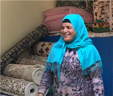 Cherifa ist die Gründerin der Frauengenossenschaft für Teppiche El Chadra. Foto: LPA/C. Polo