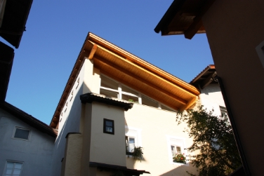 Auch heuer kommt das Land Südtirol über einen zinslosen Kredit für den Vorschuss der Steuerabzüge des Staates auf. Foto: LPA/KlimaHaus-Agentur)