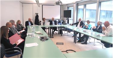 Sie stehen laufend in Kontakt, um die Zusammenarbeit zu verbessern: die Landesabteilung Gesuncheit, der Südtiroler Sanitätsbetrieb und die Tirol Kliniken - Foto: LPA/Annamaria Savio