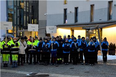 La Protezione civile altoatesina all'apertura del campionato italiano di sci a Brunico. Foto: USP/Peter Daldos