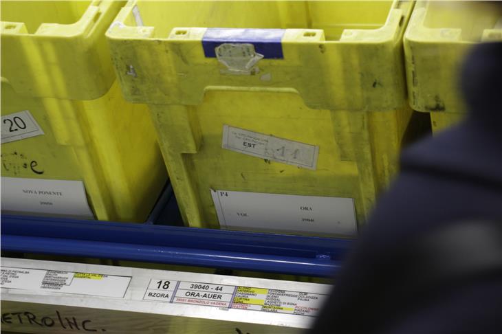 Poste italiane si impegna a fare nuove assunzioni per garantire gli standard qualitativi (Foto: ASP)