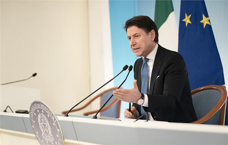 Il premier Giuseppe Conte ha firmato il decreto che estende a tutto il territorio nazionale le misure di contrasto al Coronavirus (Foto: CC-BY-NC-SA 3.0 IT)