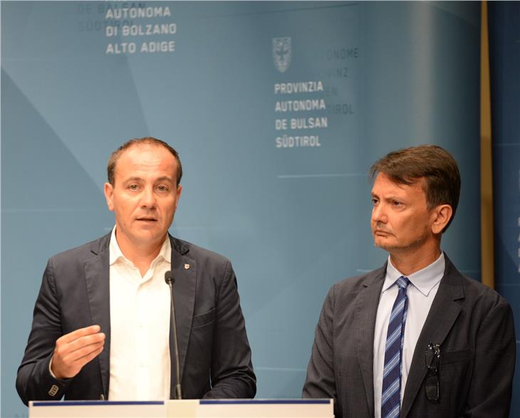 L'assessore Giualiano Vettorato con il Sovrintendente Vincenzo Gullotta (Foto: ASP)